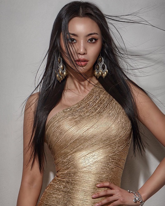 Cho Se-Whee Miss Korea Universe 2017 (12 pictures & video)